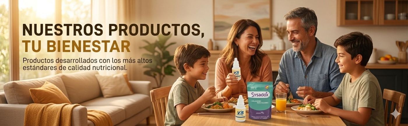 Familia disfrutando los productos Fazzcol en el desayuno